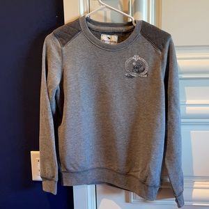Boys gray sweatshirt